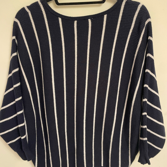 Women’s Philosophy Sweater Top Size 1X - Picture 4 of 4